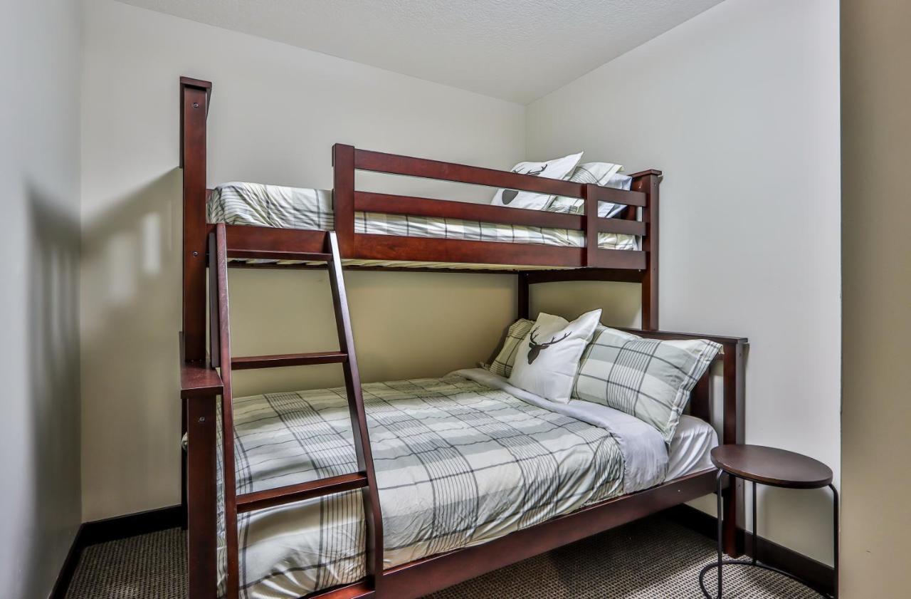 Fenwick Vacation Rentals - Scenic 1 Bedroom Plus Den, Pet Friendly Dead Mans Flats ภายนอก รูปภาพ